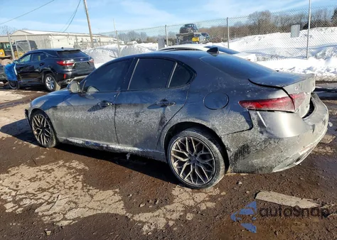 2017 Alfa Romeo Giulia Ti Q4 z USA, uszkodzony, nr VIN ZARFAEEN8H7560611